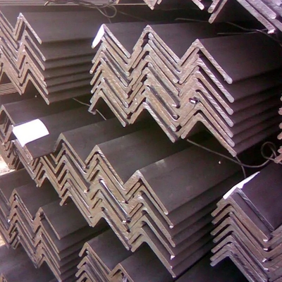 Barras de ángulo de acero inoxidable laminadas en caliente ASTM 201 304 316L 3m 5m 6m para la industria