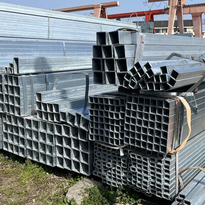 Q235 Q345 con usted tubo de acero de la estructura de la longitud del tubo los 6m del cuadrado del hierro galvanizado