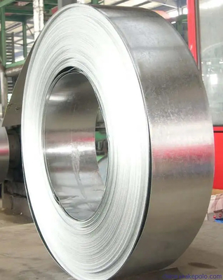La anchura 600-1500m m galvanizó la tira de metal galvanizada recta de acero de la tira DX51D Q235