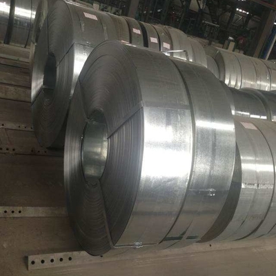 Lentejuela de acero laminada en caliente galvanizada de la anchura 100m m DX51D de la tira Z30 pequeña