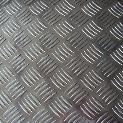 ASTM Full Hard 600 - placa a cuadros laminada en caliente del soldado militar de 1500 mm para escaleras antirresbaladizas