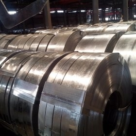 ASTM SGCC galvanizó la capa galvanizada la tira de acero de la tira 6m m